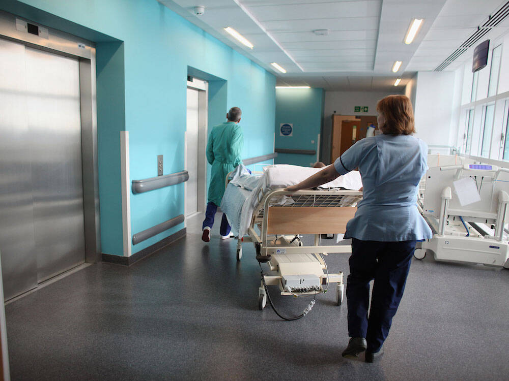 NHS signs £400m deal for locums to fill vacancies